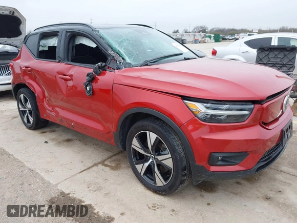 2021 Volvo XC40 with VIN YV4ED3UR7M2564563, listed as a IAAI auction lot 41578313 with 32,293 mi miles and . Bid and sale history available at carsss.com. Image 1.