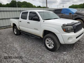 2011 Toyota Tacoma PreRunner z VIN 3TMJU4GN1BM124215, wystawiony jako Copart lot #55755385 z przebiegiem 153 806 mil mil oraz Czysty tytuł • Clean title. Historia ofert i sprzedaży dostępna na DreamBid. Obrazek 4.