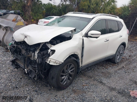2016 Nissan Rogue SV with VIN 5N1AT2MT2GC877380, listed as a IAAI auction lot 41352770 with 193,174 mi miles. Bid and sale history available at carsss.com. Image 22.
