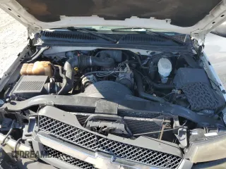 2004 Chevrolet Silverado 1500 Work Truck with VIN 1GCEC14X64Z229262, listed as a Copart auction lot 44209585 with 279,351 mi miles and Salvage Title. Bid and sale history available at carsss.com. Image 11.