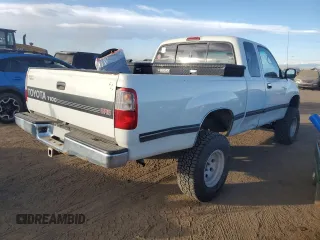 1997 Toyota T100 SR5 with VIN JT4UN24D4V0049432, listed as a Copart auction lot 83629774 with 208,803 mi miles and Salvage Title. Bid and sale history available at DreamBid. Image 3.
