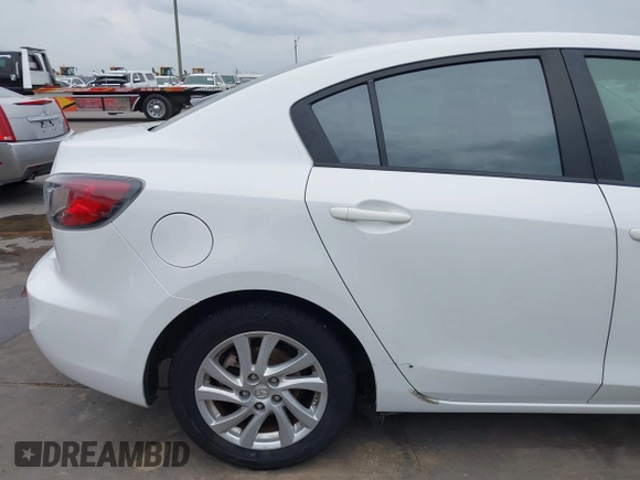 2012 Mazda Mazda3 i Touring with VIN JM1BL1V74C1694444, listed as a IAAI auction lot 41879335 with 123,020 mi miles. Bid and sale history available at carsss.com. Image 20.