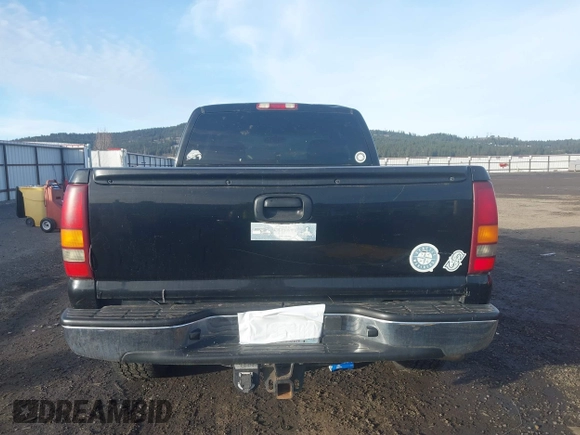 2002 Chevrolet Silverado 1500 LT with VIN 2GCEK19T921196093, listed as a IAAI auction lot 41680926 with 172,837 mi miles. Bid and sale history available at carsss.com. Image 17.