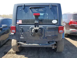 2017 Jeep Wrangler Unlimited Sahara with VIN 1C4BJWEG7HL552748, listed as a Copart auction lot 53086525 with 85,054 mi miles and Salvage title. Bid and sale history available at DreamBid. Image 6.