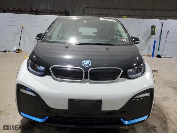 2019 BMW i3 s with VIN WBY8P8C5XK7D23732, listed as a Copart auction lot 84038514 with 32,037 mi miles and Salvage Title. Bid and sale history available at carsss.com. Image 5.