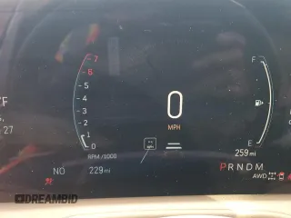 2025 Cadillac XT4 AWD Premium Luxury z VIN 1GYFZDR46SF106833, wystawiony jako Copart lot #82622694 z przebiegiem 259 mil mil oraz Szkoda całkowita • Salvage title. Historia ofert i sprzedaży dostępna na DreamBid. Obrazek 9.