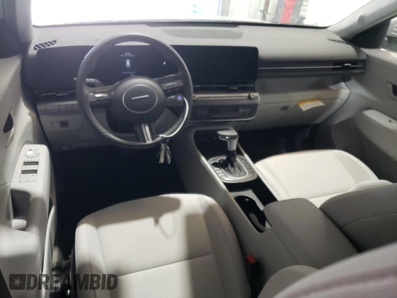 2025 Hyundai Kona SEL with VIN KM8HB3ABXSU261061, listed as a Copart auction lot 51862675 with 2,413 mi miles and Salvage Title. Bid and sale history available at carsss.com. Image 8.