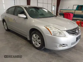 2010 Nissan Altima 2.5 S with VIN 1N4AL2AP2AN549504, listed as a IAAI auction lot 42157447 with 205,094 mi miles. Bid and sale history available at carsss.com. Image 1.