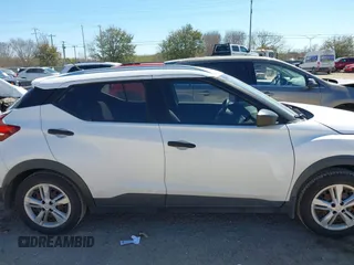 2019 Nissan Kicks S with VIN 3N1CP5CU6KL514318, listed as a IAAI auction lot 41655750 with 79,034 mi miles and . Bid and sale history available at carsss.com. Image 13.