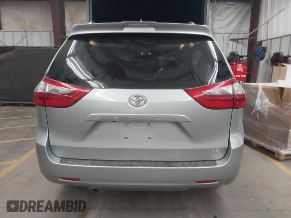2020 Toyota Sienna LE Auto Access Seat with VIN 5TDKZ3DC2LS065051, listed as a IAAI auction lot 41836165 with 99,663 mi miles. Bid and sale history available at carsss.com. Image 17.