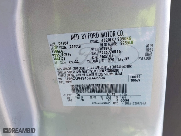2005 Ford Escape Limited with VIN 1FMCU94145KA63604, listed as a IAAI auction lot 41825343 with 179,263 mi miles. Bid and sale history available at carsss.com. Image 9.