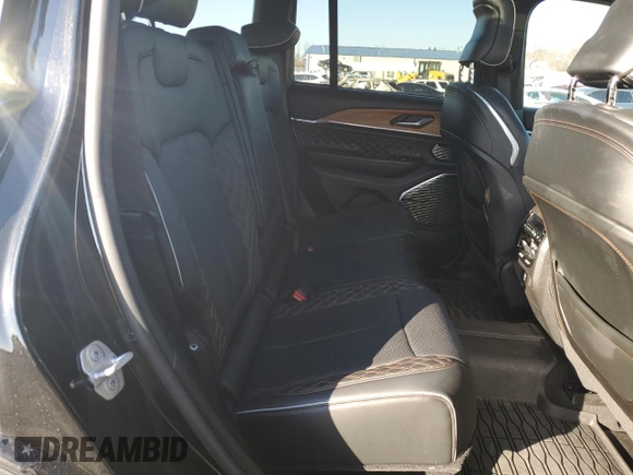 2023 Jeep Grand Cherokee Summit with VIN 1C4RJHEGXP8722063, listed as a Copart auction lot 86552894 with 38,463 mi miles and Salvage title. Bid and sale history available at DreamBid. Image 11.