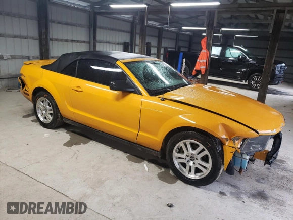 2008 Ford Mustang Deluxe with VIN 1ZVHT84N185189591, listed as a Copart auction lot 44722655 with 92,285 mi miles and Clean Title. Bid and sale history available at carsss.com. Image 4.