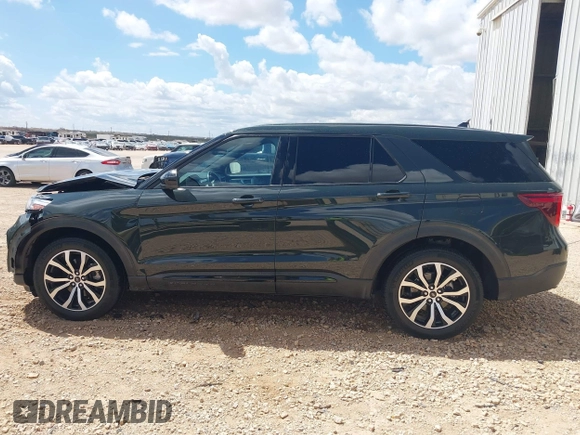 2022 Ford Explorer ST-Line with VIN 1FMSK8KH3NGA73166, listed as a IAAI auction lot 41909143 with 43,303 mi miles. Bid and sale history available at carsss.com. Image 14.
