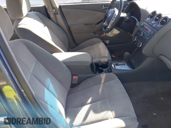 2009 Nissan Altima SL with VIN 1N4AL21E99N400422, listed as a IAAI auction lot 41613433 with 151,238 mi miles and . Bid and sale history available at DreamBid. Image 5.