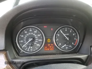 2008 BMW 3 Series 328i with VIN WBAWB33578P131780, listed as a Copart auction lot 41917645 with 215,158 mi miles and Clean Title. Bid and sale history available at carsss.com. Image 9.
