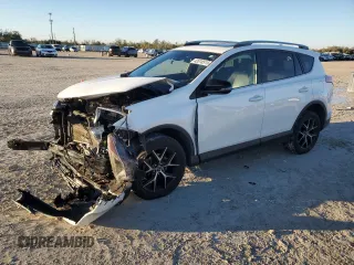 2018 Toyota RAV4 SE с VIN JTMJFREV0JD240073, выставлен на аукционе Copart как лот 42618515 с пробегом 72 087 миль миль и Списание • Salvage title. История ставок и продаж доступна на DreamBid. Изображение 1.