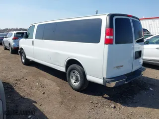 2017 Chevrolet Express Passenger LT with VIN 1GAZGPFFXH1206108, listed as a IAAI auction lot 41758750 with 320,138 mi miles. Bid and sale history available at carsss.com. Image 3.