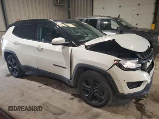 2020 Jeep Compass Latitude with VIN 3C4NJDBB1LT157875, listed as a Copart auction lot 60310155 with 81,817 mi miles and Salvage title. Bid and sale history available at DreamBid. Image 4.
