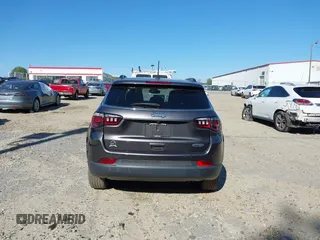2022 Jeep Compass Latitude with VIN 3C4NJCBB0NT138781, listed as a IAAI auction lot 41897474 with 44,955 mi miles and . Bid and sale history available at carsss.com. Image 16.