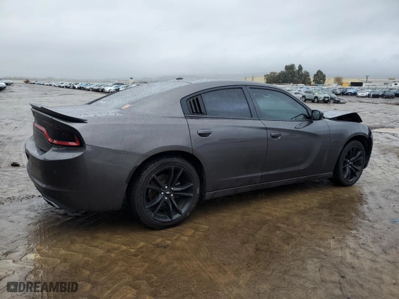 2018 Dodge Charger SXT with VIN 2C3CDXBG6JH214772, listed as a Copart auction lot 45139685 with 105,662 mi miles and Salvage Title. Bid and sale history available at carsss.com. Image 3.