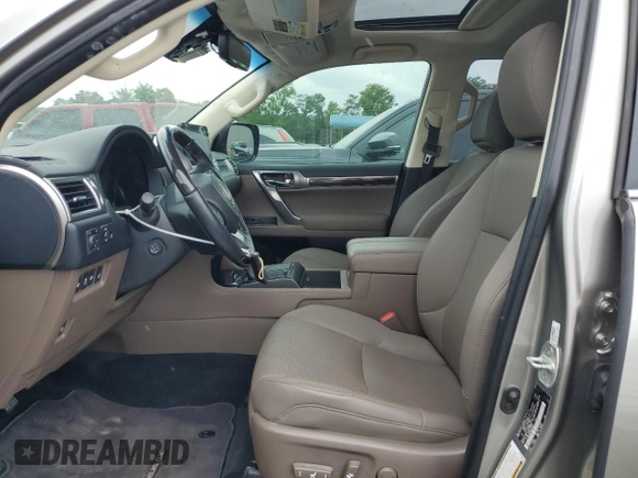 2022 Lexus GX 460 Premium z VIN JTJAM7BX9N5326947, wystawiony jako Copart lot #55848945 z przebiegiem 27 524 mil mil oraz Szkody całkowita. Historia ofert i sprzedaży dostępna na DreamBid. Obrazek 7.