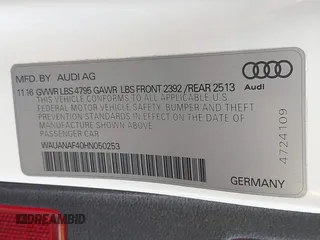 2017 Audi A4 Premium z VIN WAUANAF40HN050253, wystawiony jako IAAI lot #41346064 z przebiegiem Nie podano mil oraz . Historia ofert i sprzedaży dostępna na DreamBid. Obrazek 9.