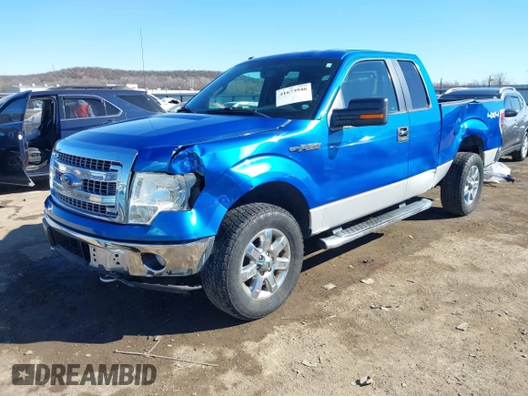 2014 Ford F-150 XL with VIN 1FTFX1EF9EFC89277, listed as a IAAI auction lot 41673946 with 152,487 mi miles and . Bid and sale history available at carsss.com. Image 17.