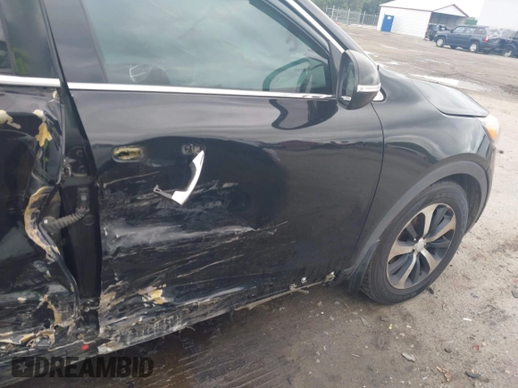 2018 Kia Sorento EX with VIN 5XYPH4A52JG354719, listed as a IAAI auction lot 42385011 with 151,567 mi miles and . Bid and sale history available at DreamBid. Image 6.