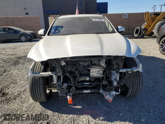 2018 Jaguar F-Pace 20d Premium with VIN SADCJ2FN9JA262723, listed as a Copart auction lot 85772864 with 41,253 mi miles and Salvage Title. Bid and sale history available at DreamBid. Image 5.