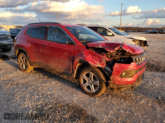 2023 Jeep Compass Latitude with VIN 3C4NJDBN9PT521329, listed as a Copart auction lot 47095775 with 32,213 mi miles and Salvage Title. Bid and sale history available at DreamBid. Image 4.