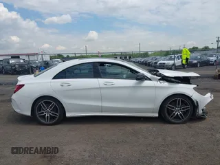 2019 Mercedes-Benz CLA 250 z VIN WDDSJ4EB3KN724820, wystawiony jako IAAI lot #42201889 z przebiegiem Nie podano mil oraz . Historia ofert i sprzedaży dostępna na DreamBid. Obrazek 13.