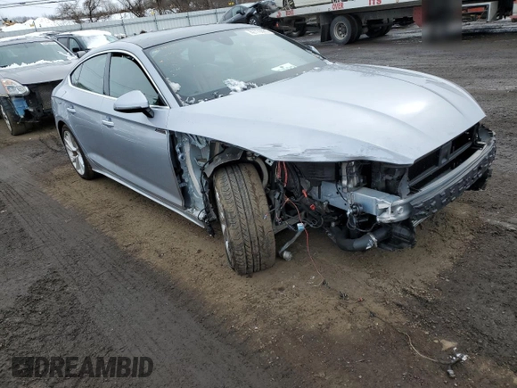 2023 Audi A5 Sportback Premium z VIN WAUABCF52PA027060, wystawiony jako Copart lot #42776085 z przebiegiem 18 968 mil mil oraz Szkoda całkowita • Salvage title. Historia ofert i sprzedaży dostępna na DreamBid. Obrazek 4.