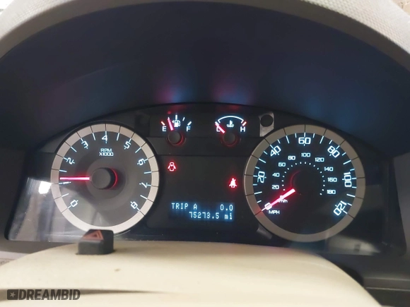 2011 Ford Escape XLT with VIN 1FMCU9D73BKB81871, listed as a IAAI auction lot 39857267 with 75,273 mi miles. Bid and sale history available at carsss.com. Image 7.