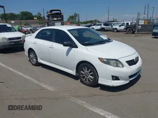 2010 Toyota Corolla with VIN 1NXBU4EE8AZ375567, listed as a IAAI auction lot 42148574 with 252,837 mi miles. Bid and sale history available at carsss.com. Image 1.