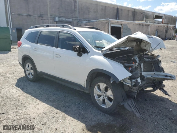 2020 Subaru Ascent with VIN 4S4WMAAD6L3437506, listed as a Copart auction lot 68245133 with 121,336 mi miles. Bid and sale history available at carsss.com. Image 4.