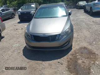 2012 Kia Optima SX z VIN 5XXGR4A64CG031334, wystawiony jako IAAI lot #42045187 z przebiegiem 251 069 mil mil oraz . Historia ofert i sprzedaży dostępna na DreamBid. Obrazek 6.