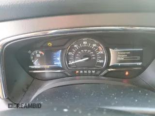 2015 Lincoln Navigator z VIN 5LMJJ2JT7FEJ06567, wystawiony jako Copart lot #88794585 z przebiegiem 144 788 mil mil oraz Szkoda całkowita • Salvage title. Historia ofert i sprzedaży dostępna na DreamBid. Obrazek 9.