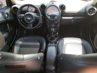2011 MINI Countryman with VIN WMWZB3C53BWH95264, listed as a Copart auction lot 52238255 with 130,031 mi miles and Salvage Title. Bid and sale history available at DreamBid. Image 8.