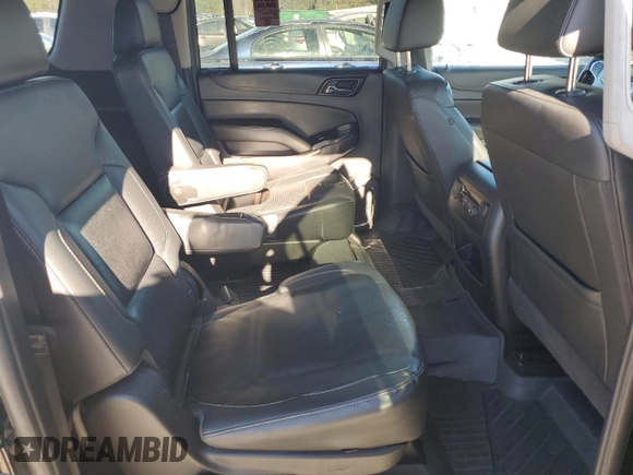 2018 Chevrolet Suburban Premier z VIN 1GNSKJKC2JR250540, wystawiony jako Copart lot #80126884 z przebiegiem 398 087 mil mil oraz Czysty tytuł • Clean title. Historia ofert i sprzedaży dostępna na DreamBid. Obrazek 11.