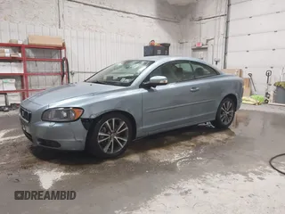 2010 Volvo C70 with VIN YV1672MC5AJ093125, listed as a IAAI auction lot 41459887 with 107,944 mi miles. Bid and sale history available at carsss.com. Image 17.