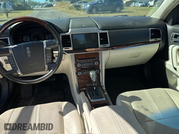 2011 Lincoln MKZ Hybrid with VIN 3LNDL2L33BR759329, listed as a Copart auction lot 83069104 with 131,927 mi miles and Clean Title. Bid and sale history available at carsss.com. Image 9.