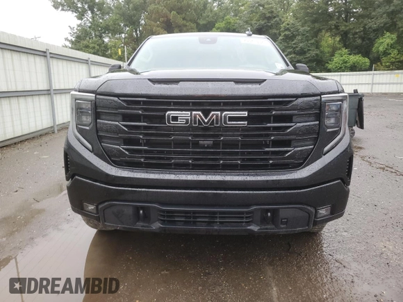 2023 GMC Sierra 1500 Elevation z VIN 3GTUUCE83PG284123, wystawiony jako Copart lot #70041334 z przebiegiem 5 601 mil mil oraz Szkoda całkowita • Salvage title. Historia ofert i sprzedaży dostępna na DreamBid. Obrazek 5.