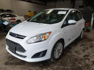 2017 Ford C-Max SE z VIN 1FADP5EU8HL107626, wystawiony jako IAAI lot #42279162 z przebiegiem 79 697 mil mil oraz . Historia ofert i sprzedaży dostępna na DreamBid. Obrazek 2.
