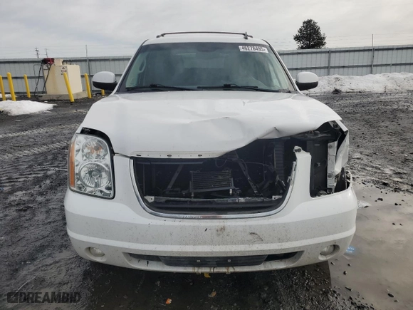 2013 GMC Yukon SLE with VIN 1GKS2AE00DR361252, listed as a Copart auction lot 46278495 with 0 mi miles and Salvage Title. Bid and sale history available at carsss.com. Image 5.