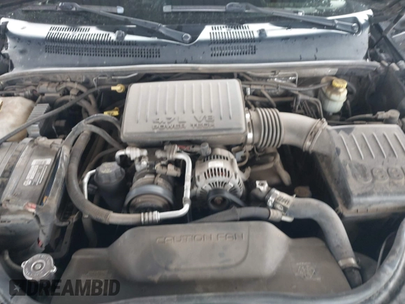2004 Jeep Grand Cherokee Laredo z VIN 1J4GX48N94C435700, wystawiony jako IAAI lot #41809624 z przebiegiem 147 413 mil mil oraz . Historia ofert i sprzedaży dostępna na DreamBid. Obrazek 10.