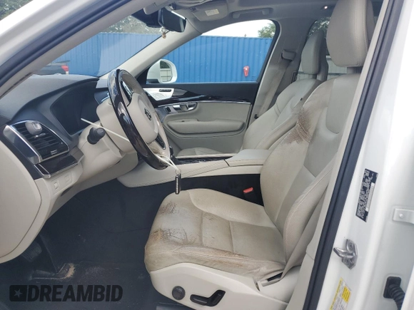 2017 Volvo XC90 Momentum with VIN YV4A22PK8H1141113, listed as a Copart auction lot 64382545 with 202,111 mi miles and Clean title. Bid and sale history available at DreamBid. Image 7.