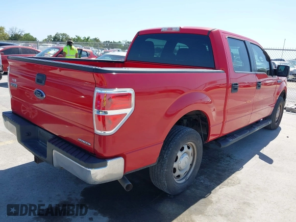 2013 Ford F-150 XL with VIN 1FTEW1CM8DKD89005, listed as a IAAI auction lot 41984036 with 193,744 mi miles and . Bid and sale history available at DreamBid. Image 4.