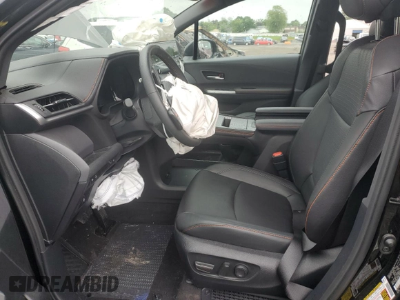2024 Toyota Sienna XSE z VIN 5TDDRKEC3RS218854, wystawiony jako Copart lot #57658695 z przebiegiem 8 771 mil mil oraz Szkoda całkowita • Salvage title. Historia ofert i sprzedaży dostępna na DreamBid. Obrazek 7.