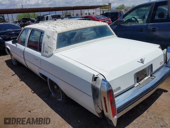 1984 Cadillac DeVille z VIN 1G6AM6989E9064371, wystawiony jako IAAI lot #42365461 z przebiegiem 42 401 mil mil oraz . Historia ofert i sprzedaży dostępna na DreamBid. Obrazek 3.